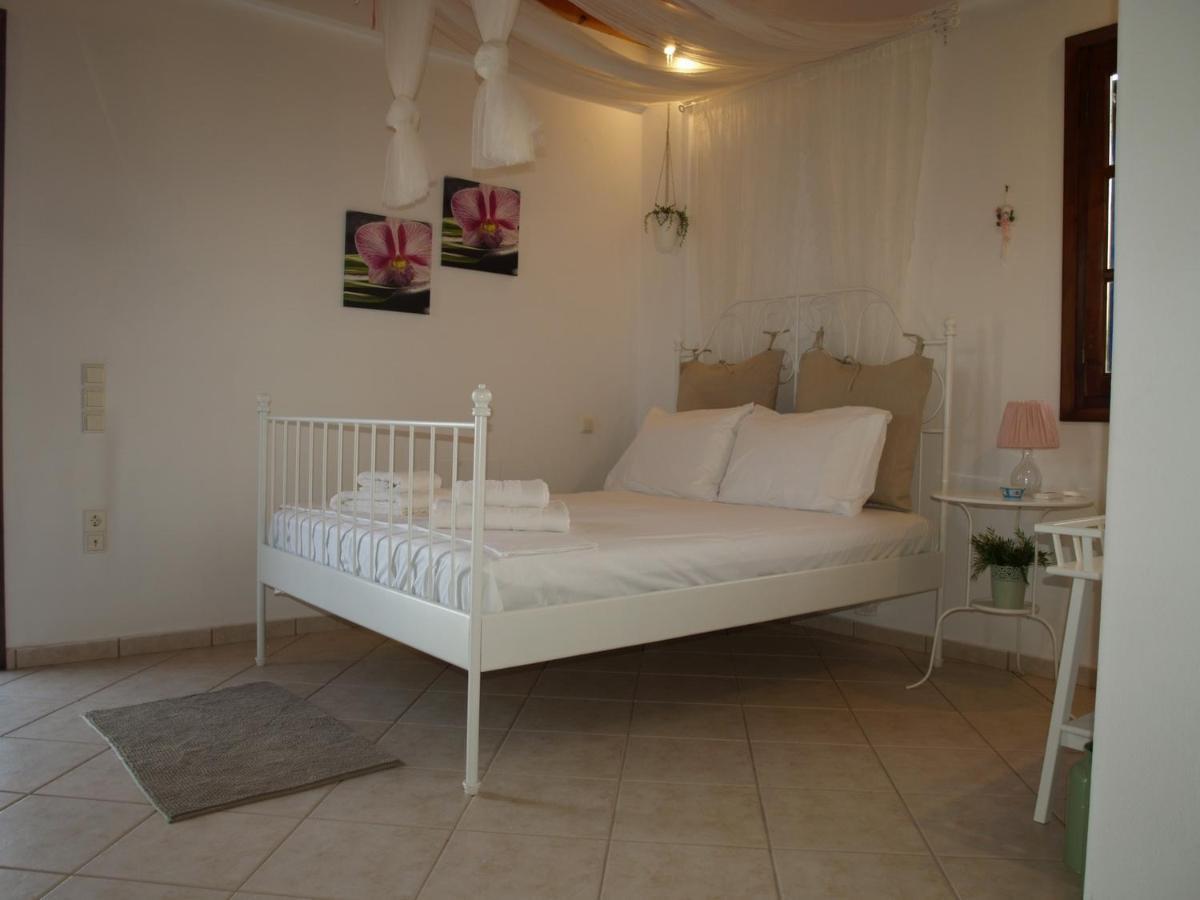 Ornos Seaside Blue Villas Bagian luar foto