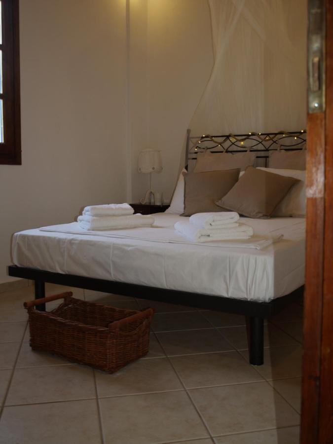 Ornos Seaside Blue Villas Bagian luar foto